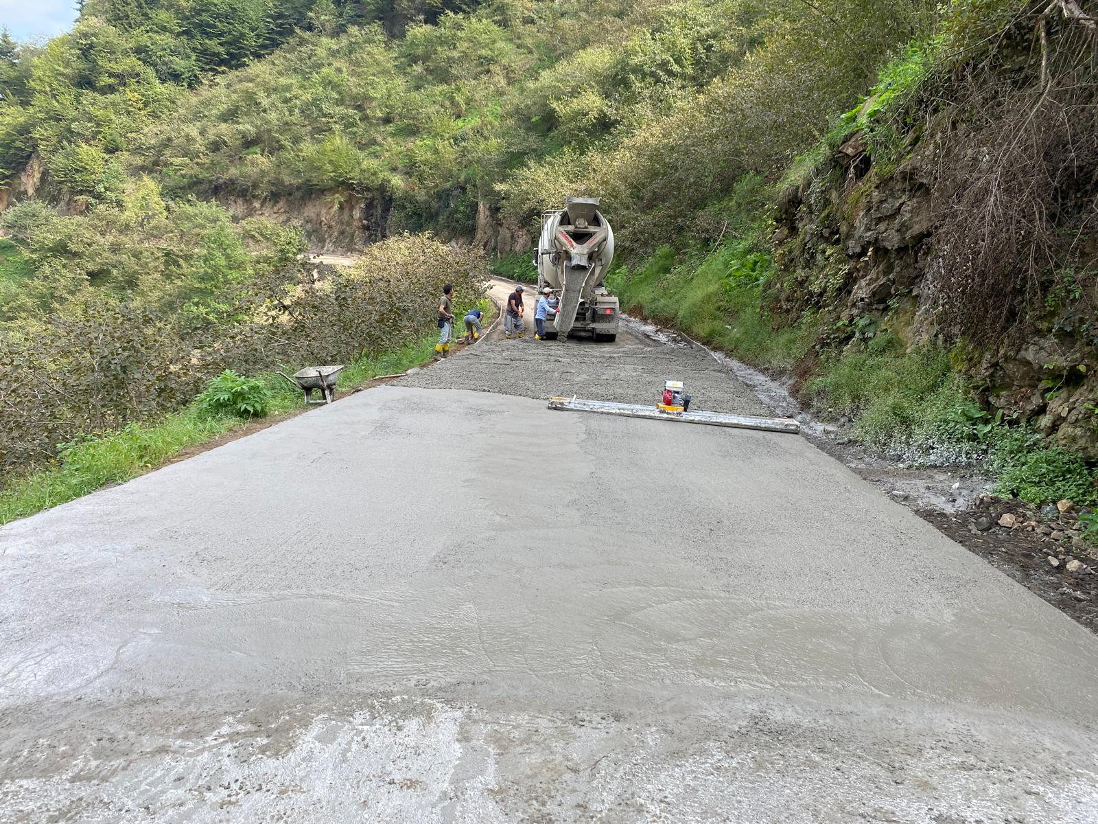 Trabzon-Yomra İlçe Mahalle Yolları Beton Yol Yapımı